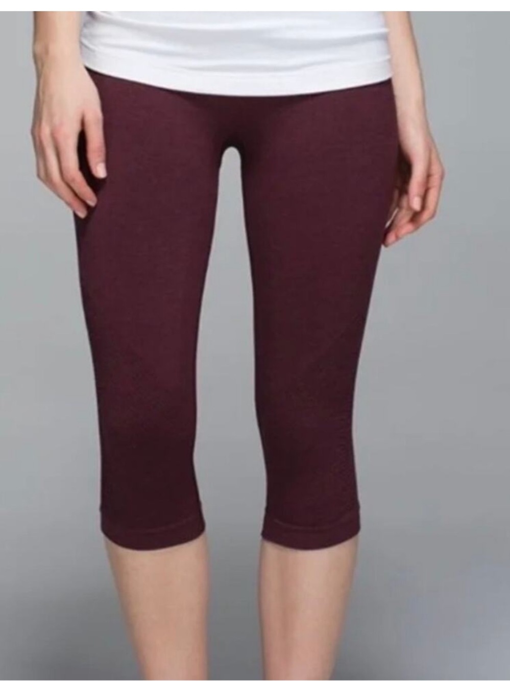 Lululemon In The Flow Crop II Leggings Womens Heathered Bordeaux Ruched Size 4